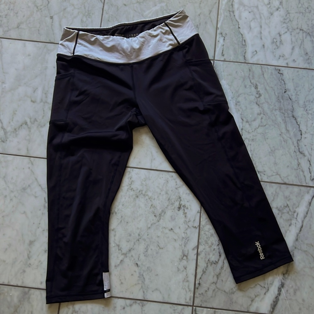 Capri Gym Reebok - Picture 2 of 4